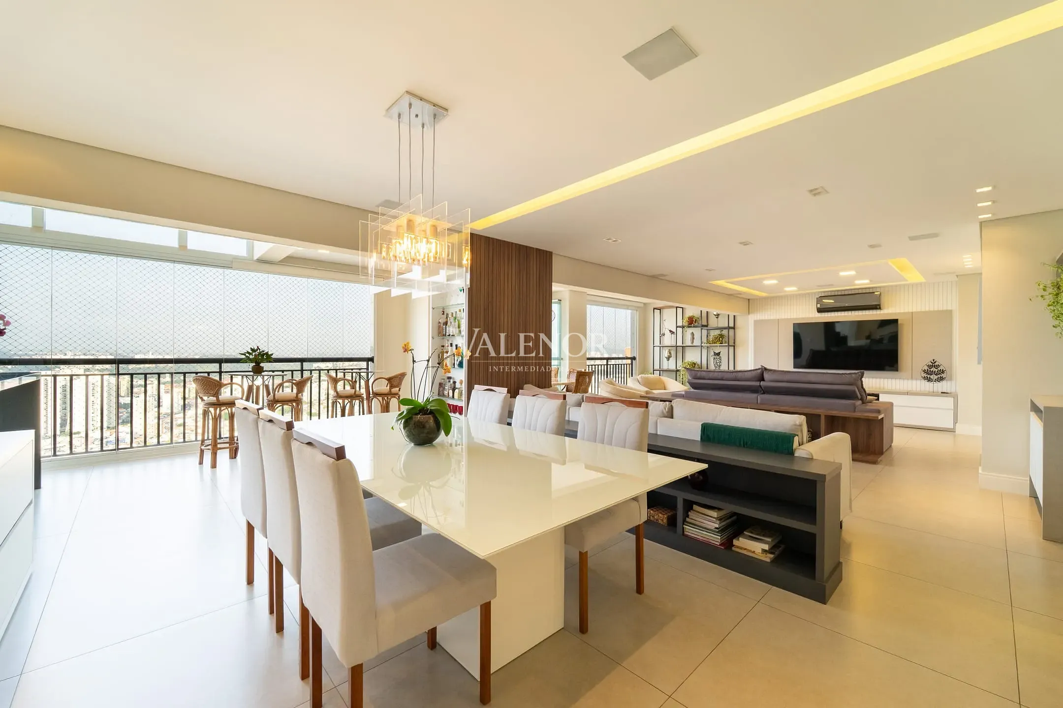 Apartamento, 3 quartos, 264 m² - Foto 1