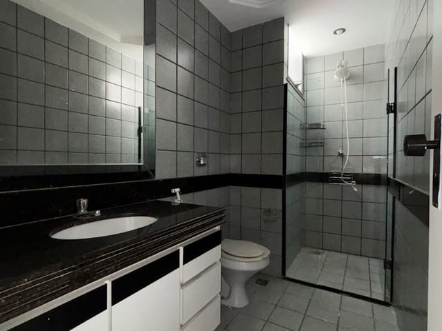 Apartamento 2 quartos e 2 banheiros, para alugar, no bairro CENTRO em Itaperuna