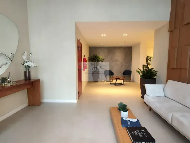 Apartamento 2 quartos e 2 banheiros, à venda, no bairro Itapuã em Vila Velha