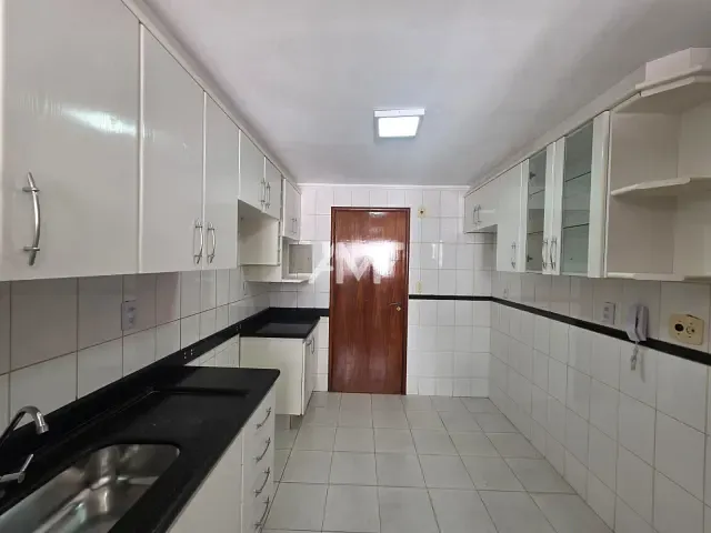 Apartamento com 115m² 4 quartos e 3 banheiros, à venda, no bairro Setor Bueno em Goiânia