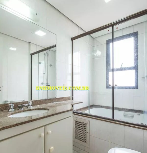 Apartamento para alugar com 4 quartos, 132m² - Foto 9