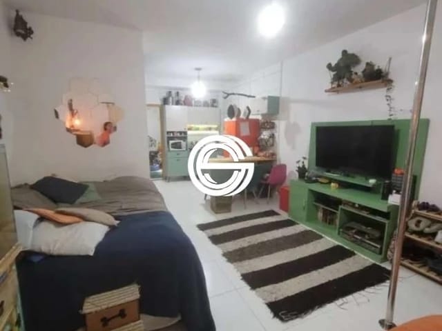 Apartamento 1 quarto e 1 banheiro, à venda, no bairro Vila Santa Isabel em São Paulo