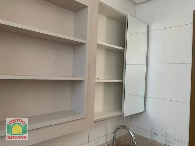 Apartamento 4 quartos e 3 banheiros, à venda, no bairro Antônio Fernandes em Anápolis