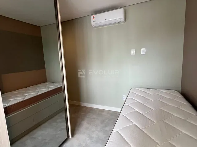 Apartamento 2 quartos e 2 banheiros, para alugar, no bairro Setor Aeroporto em Goiânia
