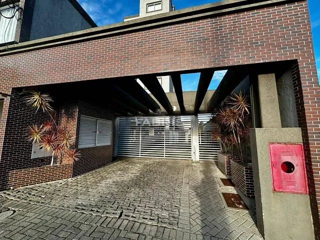 Apartamento 3 quartos e 2 banheiros, para alugar, no bairro Centro em Campo Largo
