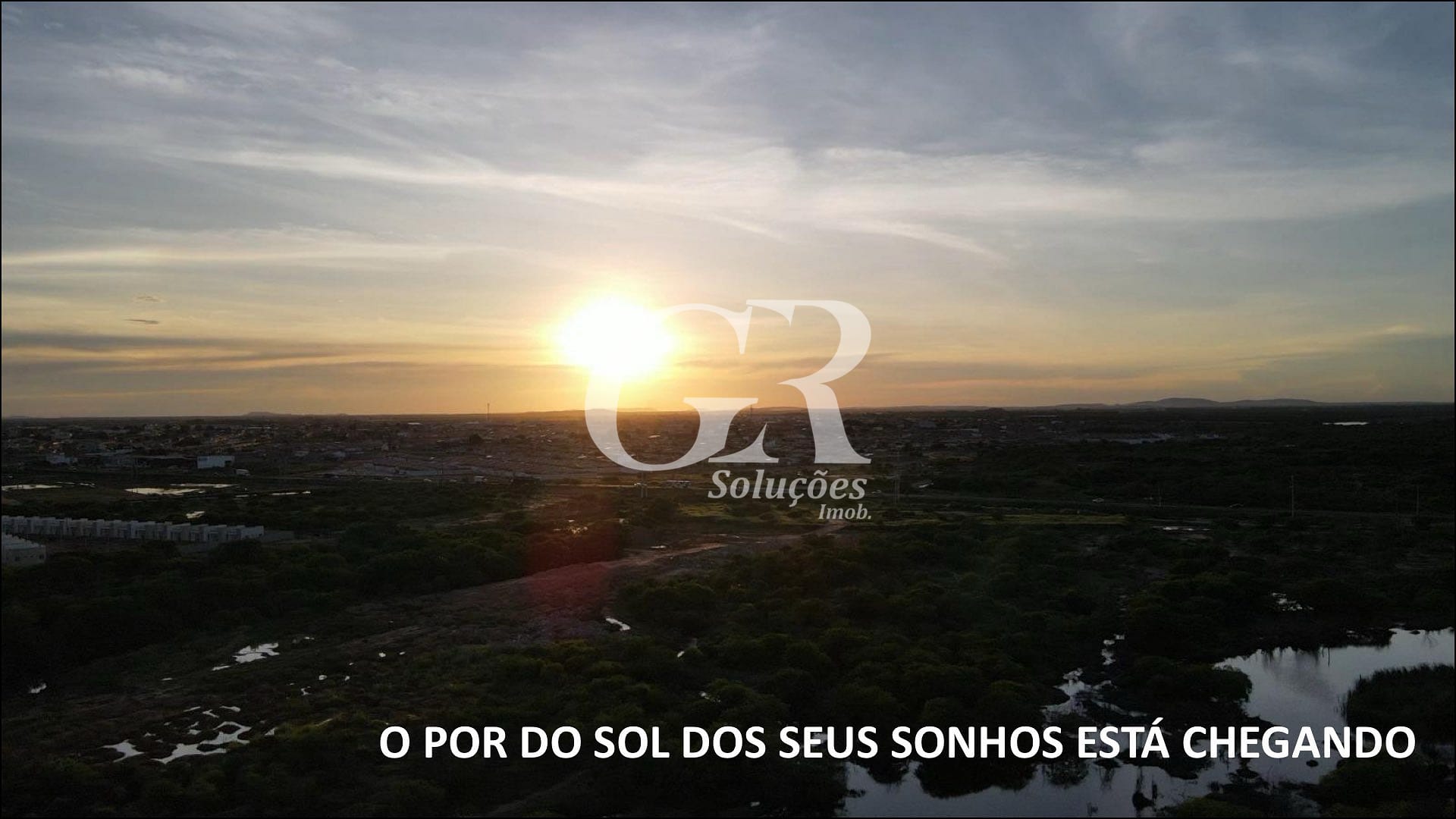 Apartamento à venda com 2 quartos, 10m² - Foto 2