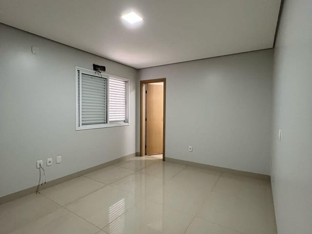 Apartamento 3 quartos e 2 banheiros, à venda, no bairro Centro em Nova Mutum