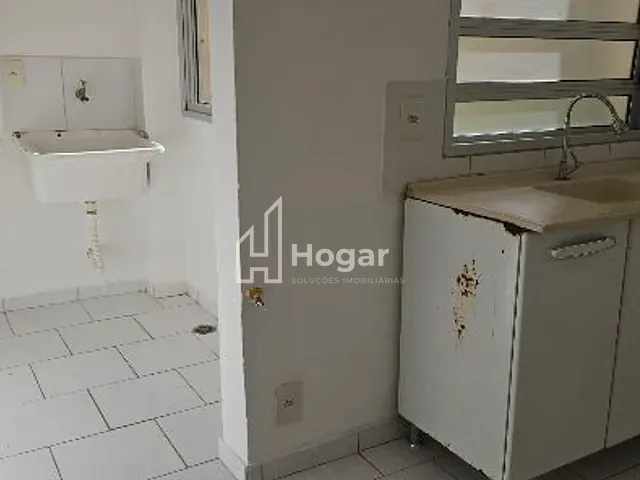 Apartamento com 81m² 3 quartos e 1 banheiro, para alugar, no bairro Vale dos Tucanos em Londrina