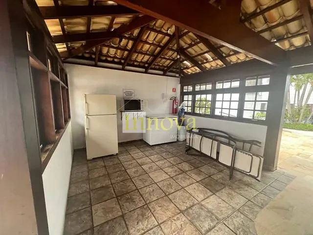 Apartamento 2 quartos e 2 banheiros, à venda, no bairro Martim de Sá em Caraguatatuba