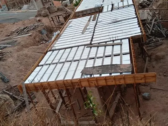 Apartamento com 70m² 2 quartos e 2 banheiros, à venda, no bairro Jardim Bandeirantes em Poços de Caldas