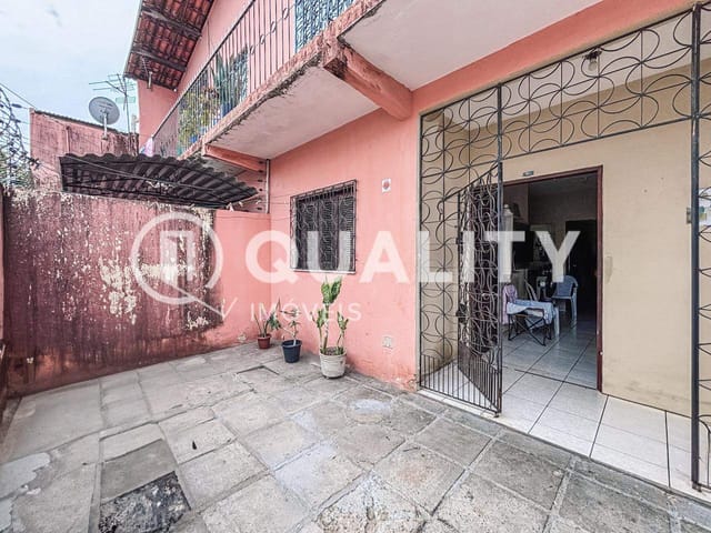 Apartamento 2 quartos e 1 banheiro, à venda, no bairro Vila Velha em Fortaleza