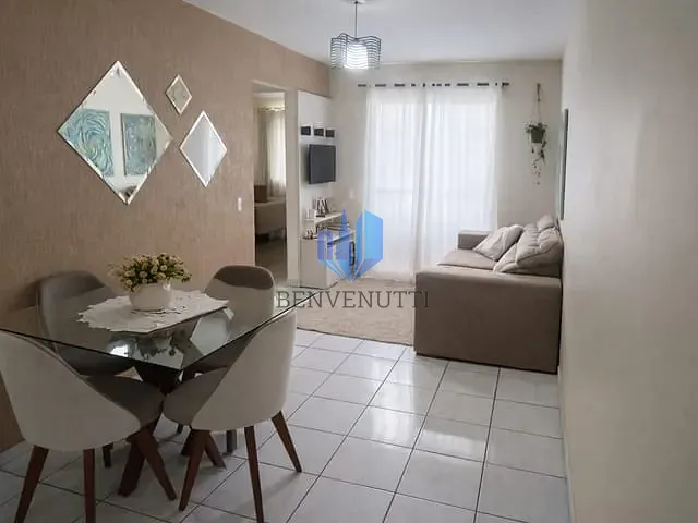 Apartamento 2 quartos e 1 banheiro, à venda, no bairro Cedro em Camboriú