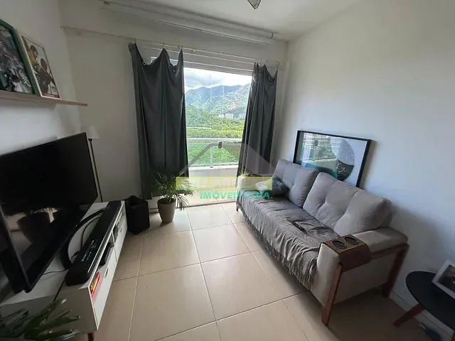 Apartamento com 60m² 2 quartos e 1 banheiro, à venda, no bairro Jacarepaguá em Rio de Janeiro