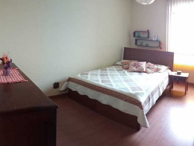 Apartamento 3 quartos e 2 banheiros, à venda, no bairro Paineiras em Juiz de Fora