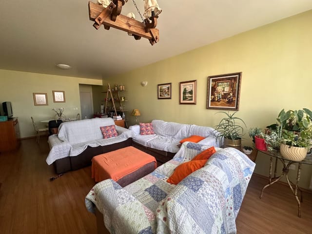 Apartamento com 180m² 3 quartos e 3 banheiros, à venda, no bairro Centro em Apucarana