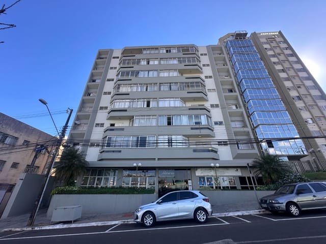 Apartamento com 180m² 3 quartos e 3 banheiros, à venda, no bairro Centro em Apucarana