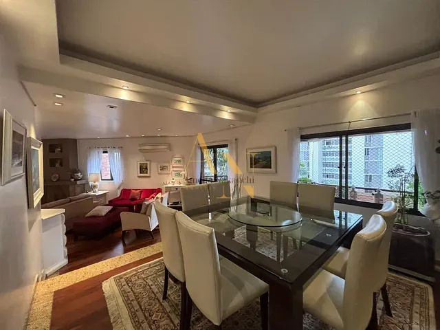 Apartamento 4 quartos e 6 banheiros, à venda, no bairro Itaim Bibi em São Paulo