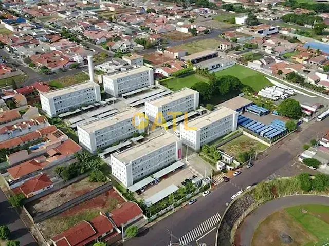 Apartamento 2 quartos e 1 banheiro, para alugar, no bairro Jardim Matilde em Ourinhos