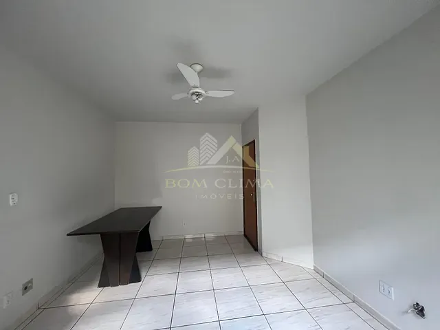 Apartamento 2 quartos e 1 banheiro, à venda, no bairro Manoel Honório em Juiz de Fora