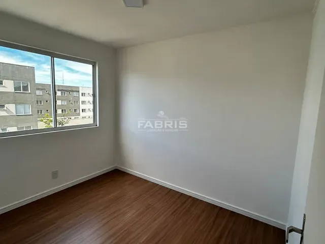 Apartamento 2 quartos e 1 banheiro, à venda, no bairro Jardim Itaqui em Campo Largo