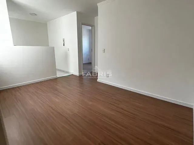 Apartamento 2 quartos e 1 banheiro, à venda, no bairro Jardim Itaqui em Campo Largo