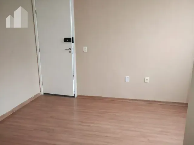 Apartamento com 45m² 2 quartos e 1 banheiro, para alugar, no bairro Joana D'Arc em Nova Iguaçu