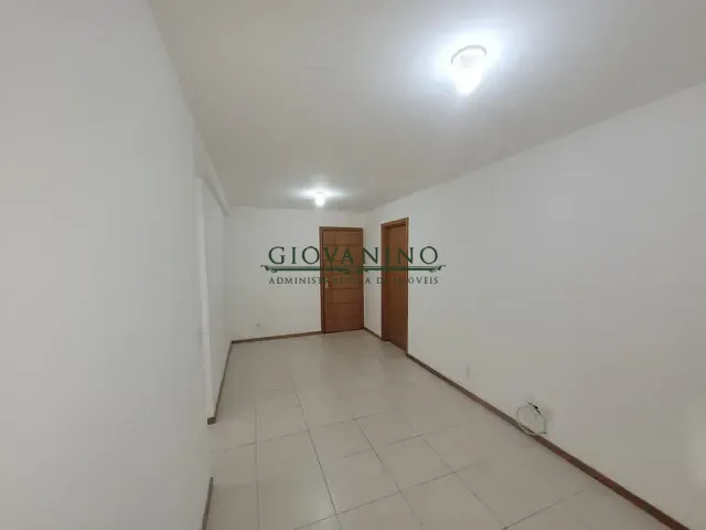 Apartamento 2 quartos e 2 banheiros, para alugar, no bairro Freguesia (Jacarepaguá) em Rio de Janeiro
