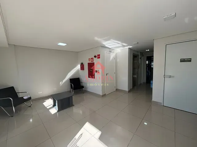 Apartamento com 35m² 1 quarto e 1 banheiro, para alugar, no bairro Capão Raso em Curitiba
