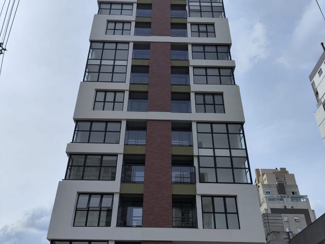 Apartamento 1 quarto e 1 banheiro, à venda, no bairro Portão em Curitiba