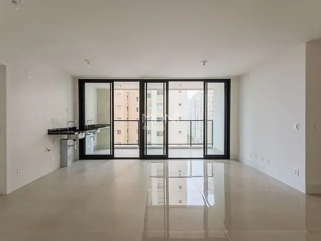Apartamento 3 quartos e 2 banheiros, à venda, no bairro Guará II em Brasília