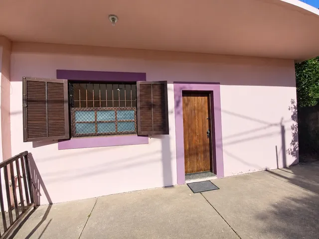 Apartamento 1 quarto e 1 banheiro, para alugar, no bairro Centro em Vassouras
