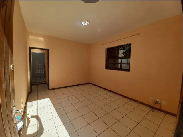 Apartamento 1 quarto e 1 banheiro, para alugar, no bairro Centro em Vassouras