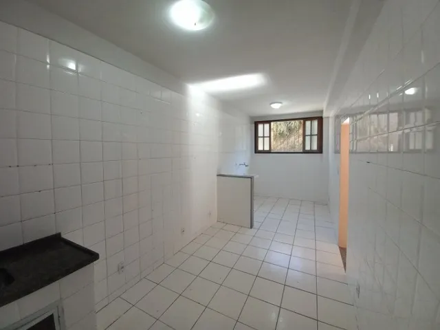 Apartamento 1 quarto e 1 banheiro, para alugar, no bairro Centro em Vassouras