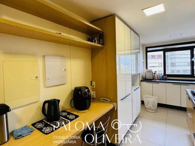 Apartamento 4 quartos e 1 banheiro, à venda ou para alugar, no bairro Barra da Tijuca em Rio de Janeiro