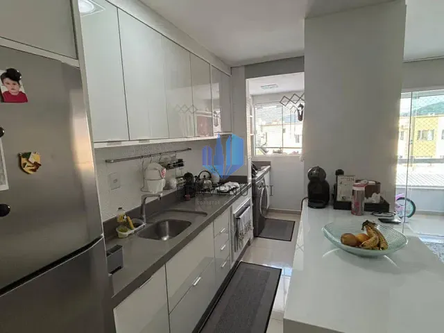 Apartamento com 71m² 2 quartos e 2 banheiros, à venda, no bairro Centro em Camboriú