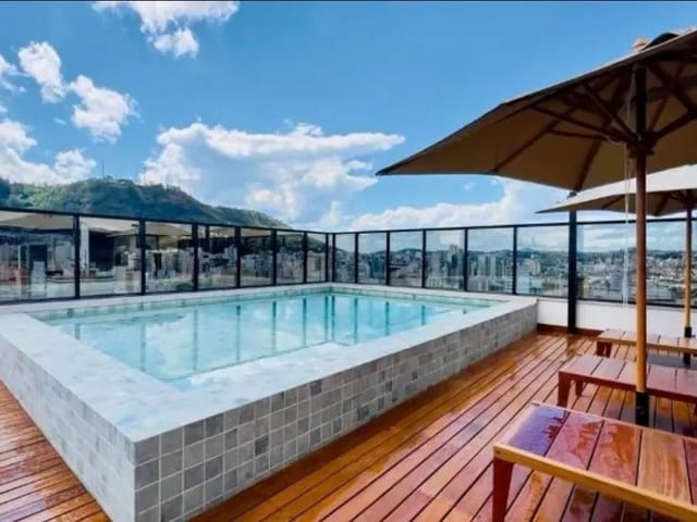 Apartamento 2 quartos e 2 banheiros, à venda, no bairro Granbery em Juiz de Fora