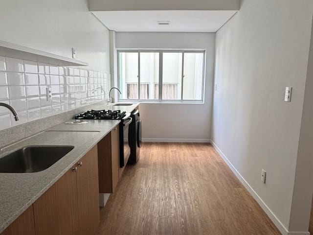Apartamento com 104m² 2 quartos e 1 banheiro, à venda, no bairro Córrego Grande em Florianópolis