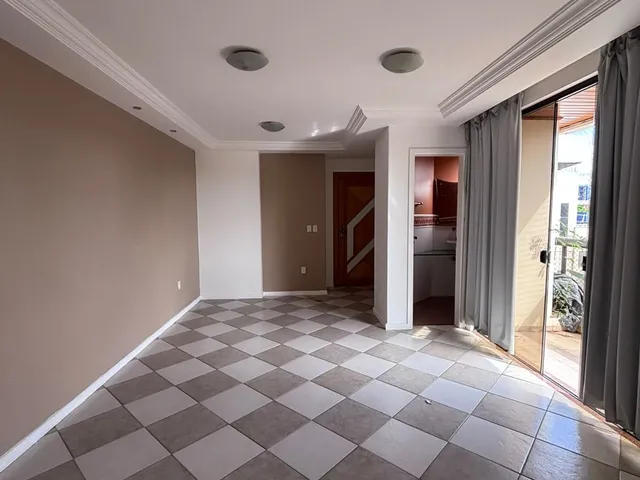 Apartamento 3 quartos e 4 banheiros, à venda ou para alugar, no bairro CENTRO em Itaperuna