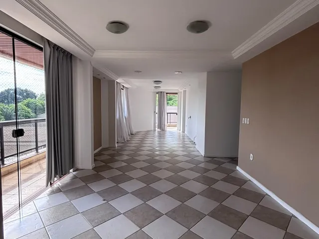 Apartamento 3 quartos e 4 banheiros, à venda ou para alugar, no bairro CENTRO em Itaperuna