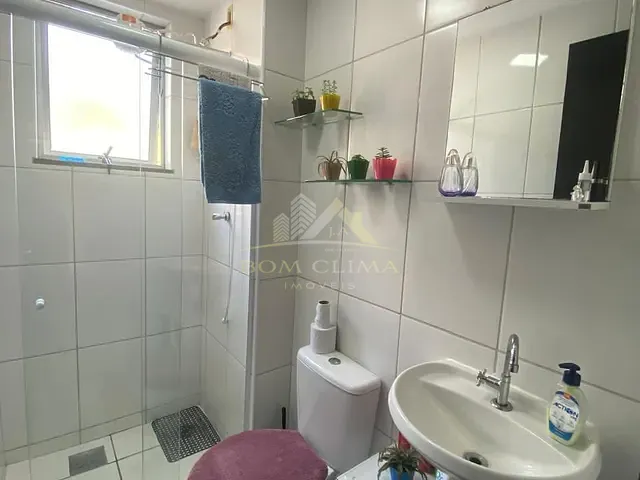 Apartamento 2 quartos e 1 banheiro, à venda, no bairro Estrela Sul em Juiz de Fora