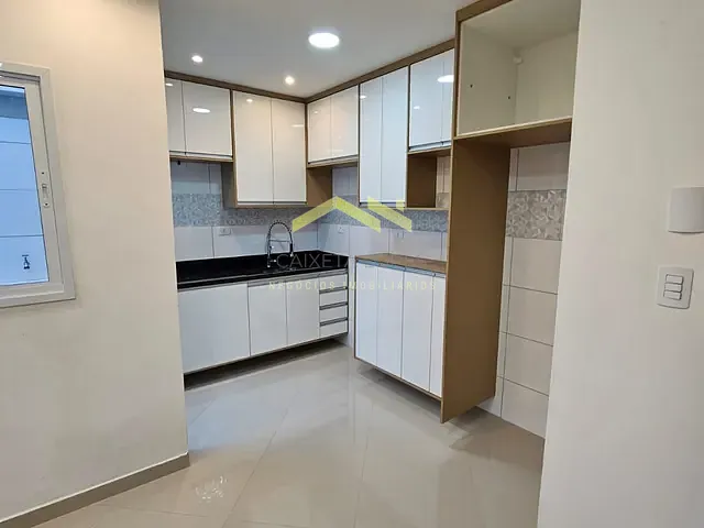 Apartamento com 50m² 2 quartos e 1 banheiro, à venda, no bairro Vila Camilópolis em Santo André