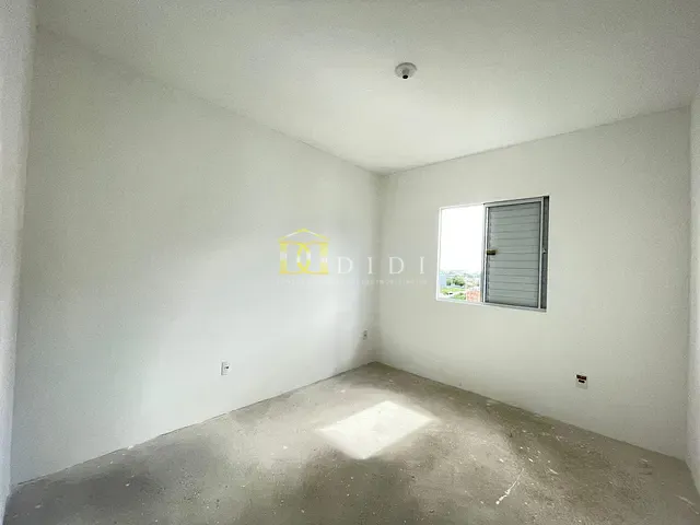 Apartamento 2 quartos e 1 banheiro, à venda, no bairro Avecuia do Alto em Porto Feliz