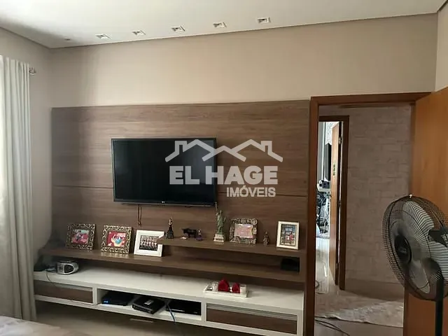 Apartamento com 156m² 3 quartos e 4 banheiros, à venda, no bairro Jardim Petrópolis em Cuiabá