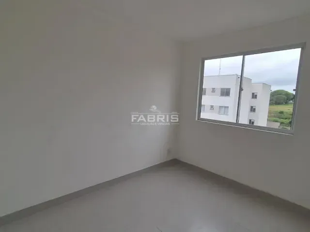 Apartamento 2 quartos e 1 banheiro, à venda, no bairro Jardim Itaqui em Campo Largo