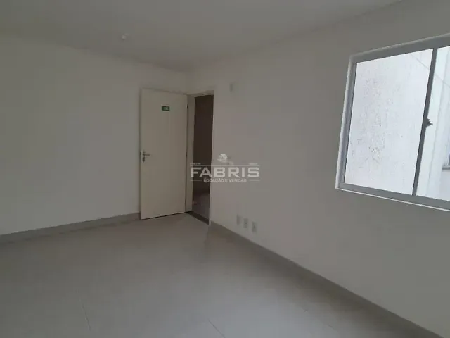 Apartamento 2 quartos e 1 banheiro, à venda, no bairro Jardim Itaqui em Campo Largo