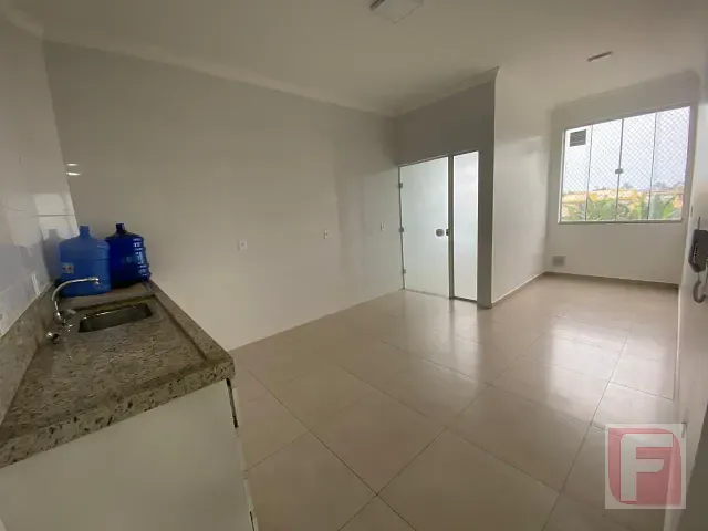 Apartamento 3 quartos e 1 banheiro, para alugar, no bairro Paese em Itapoá