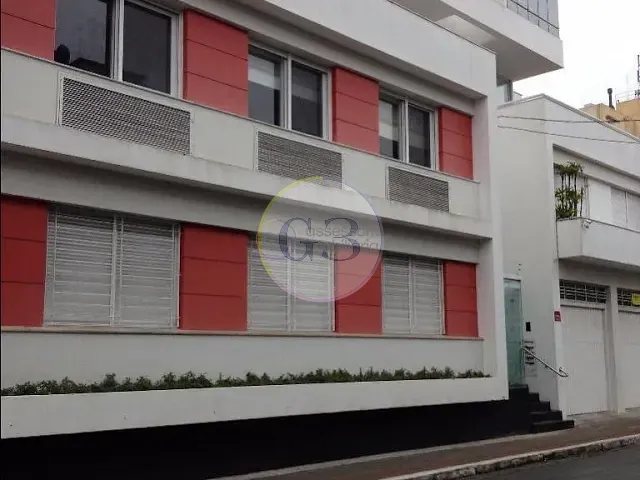 Apartamento 4 quartos e 3 banheiros, à venda, no bairro Centro em Pelotas