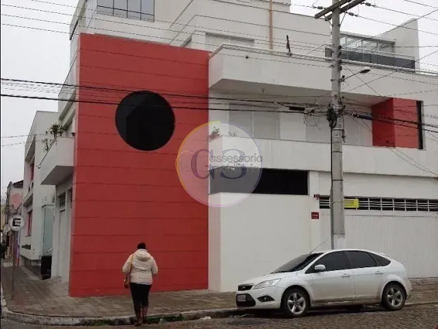Apartamento 4 quartos e 3 banheiros, à venda, no bairro Centro em Pelotas