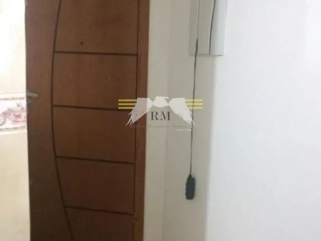 Apartamento 3 quartos e 1 banheiro, à venda, no bairro Maracanã em Praia Grande