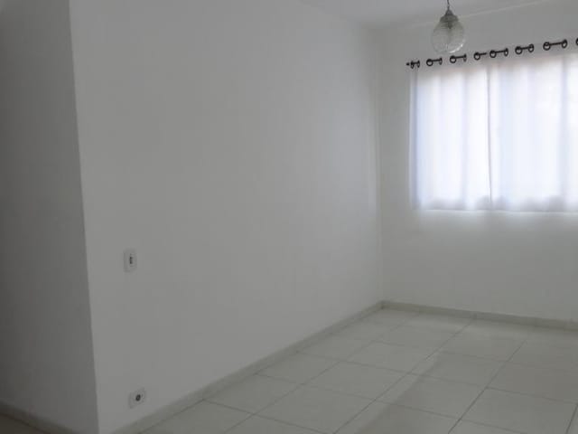 Apartamento com 57m² 2 quartos e 1 banheiro, à venda ou para alugar, no bairro Cocaia em Guarulhos